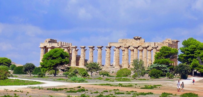 256247F0-83BD-4581-A74A-F014B046B097