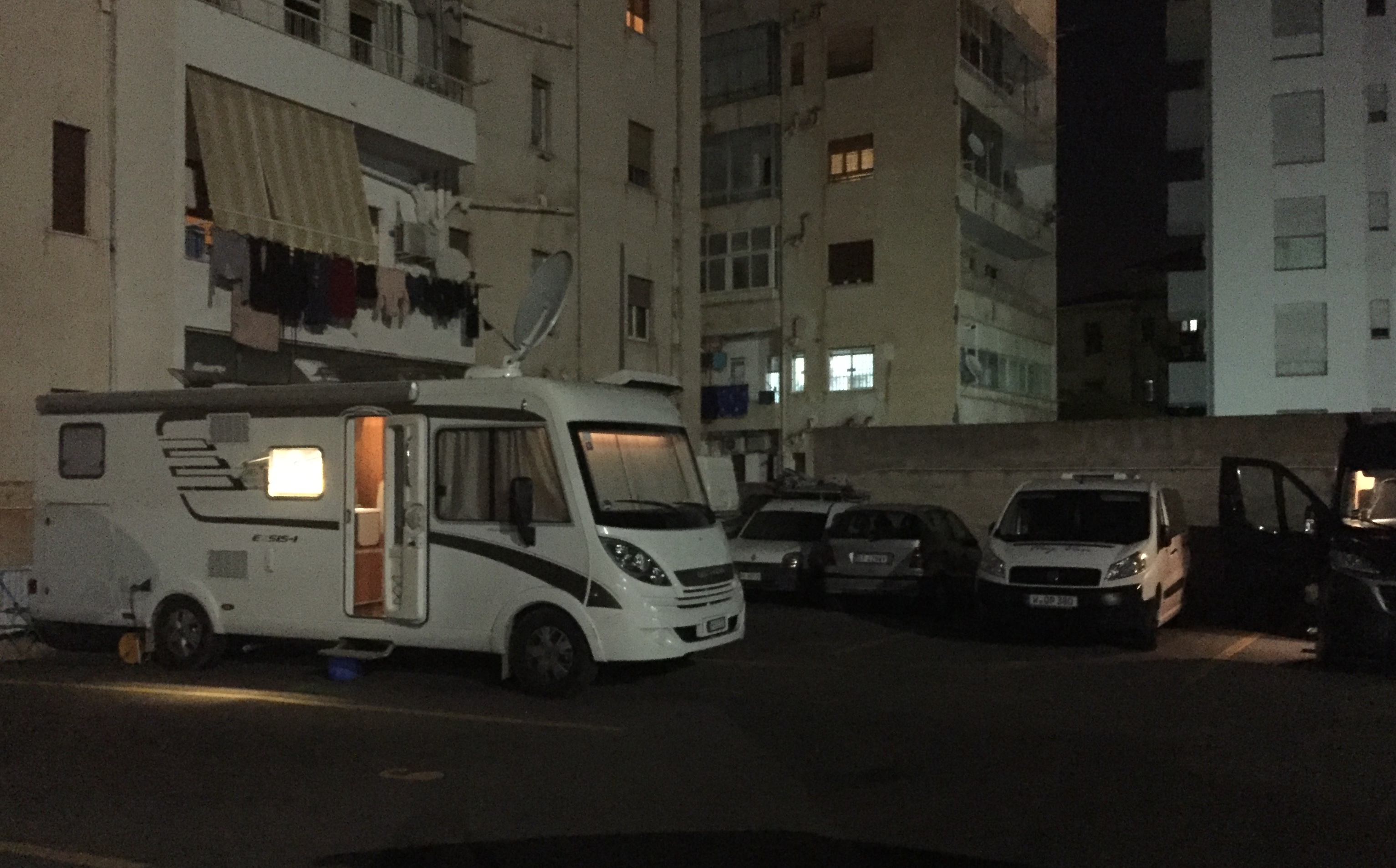 41793F9C-F9B9-4D75-808F-7600F5A79AD1