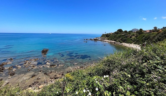 Cefalu Küste Sizilien