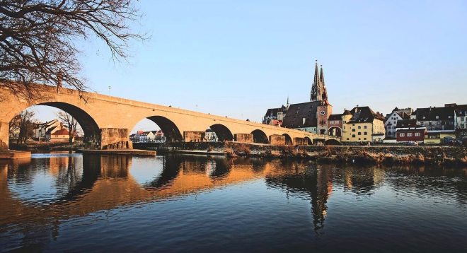 Regensburg mit Donaubrücke