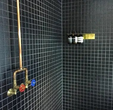 Pumphouse Point Wilderness Retreat 